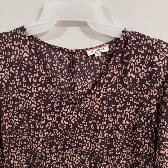 Andree By Unit Leopard Print Tiered Shift Dress Size Medium - Picture 7 of 7